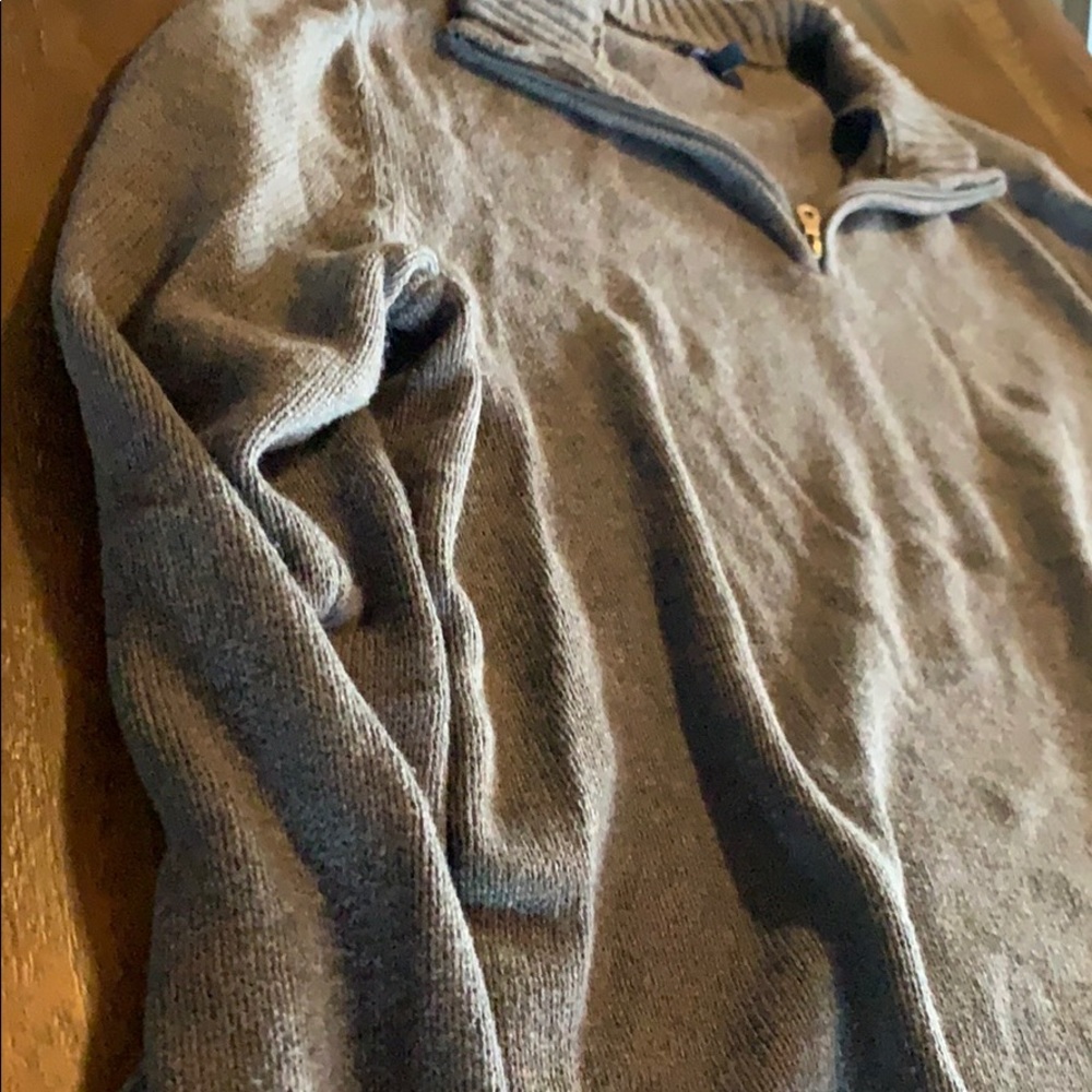 Sweater - Picture 3 of 3